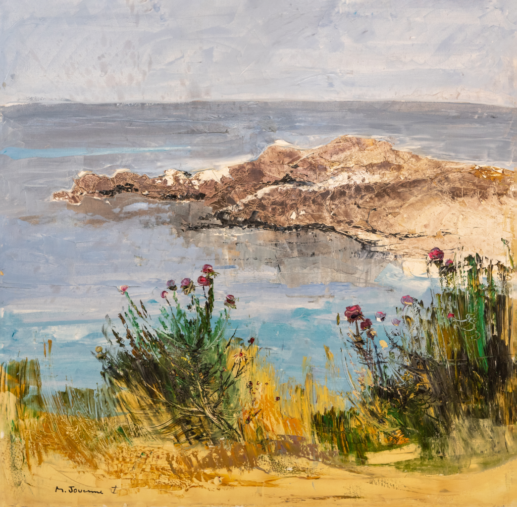 Peinture en huile sur toile intitulée FLEURS ET ROCHERS DANS LA MER DES CYCLADES de Michel JOUENNE, cette composition figurative est la représentation d'un paysage Grec avec en premier plan des fleurs et hautes herbes face à une mer bleue azur; et des roches dans le fond