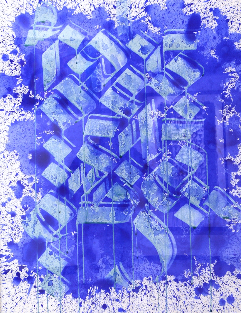 Oeuvre papier du street artiste Tunisien SHOOF exécutée par calligraphie sur fond bleu