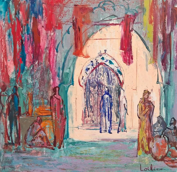 Hervé LOILIER, Le souk à Marrakech, huile sur toile représentant une scène animée dans les ruelles d’un souk marocain. Sous de grandes arches orientales, plusieurs silhouettes évoluent parmi les étals et les marchandises, dans une composition aux couleurs vibrantes mêlant rouge, rose, turquoise, ocre et bleu. Les jeux de lumière, les touches expressives et la richesse de la matière picturale restituent l’atmosphère chaleureuse et vivante des marchés traditionnels de Marrakech.